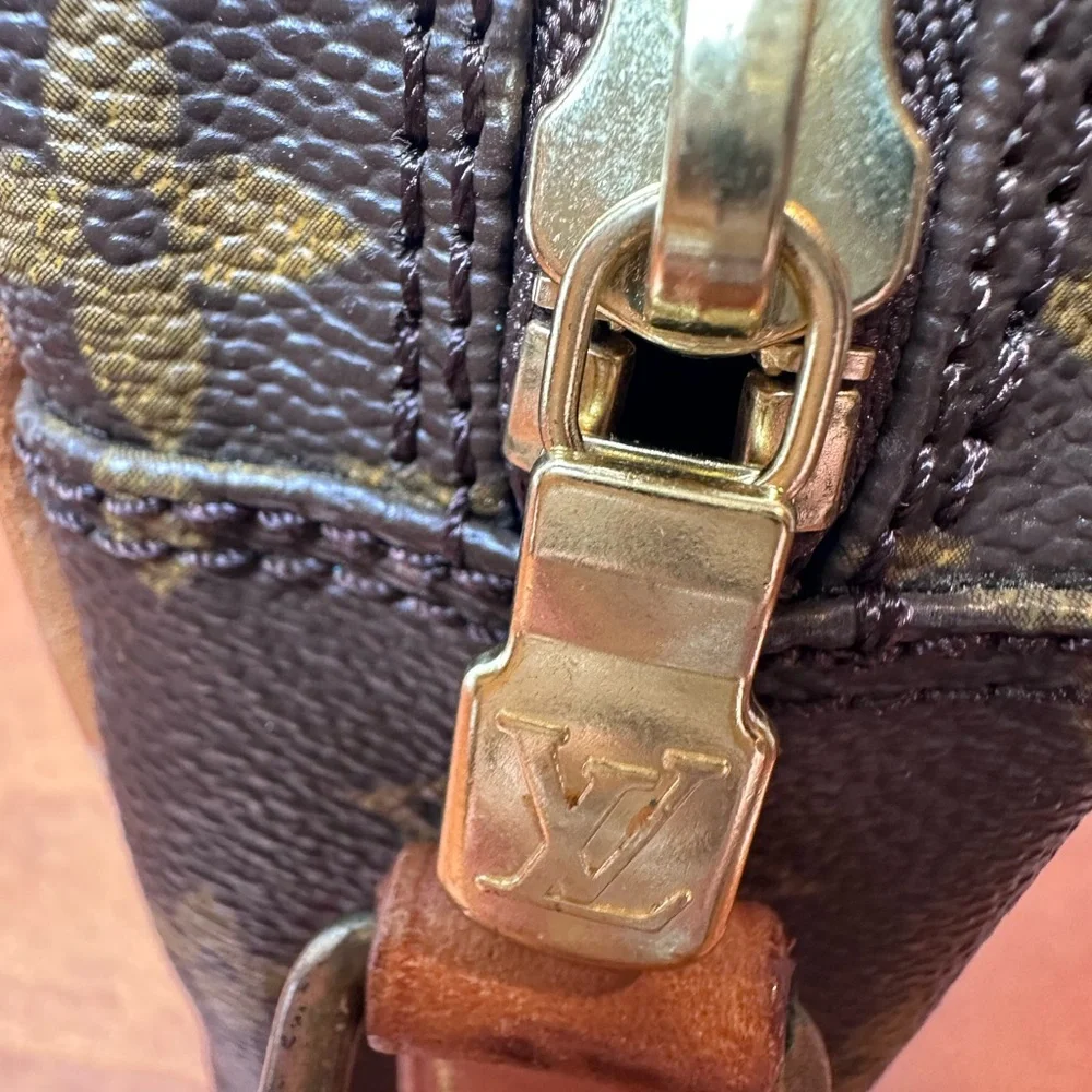 Auth Louis Vuitton Monogram Trocadero 24M51276